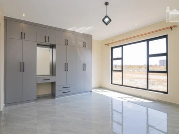 3 Bedroom Townhouse Complex