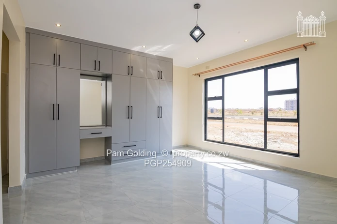 Newly Built Townhouse To Let – Pomona City
