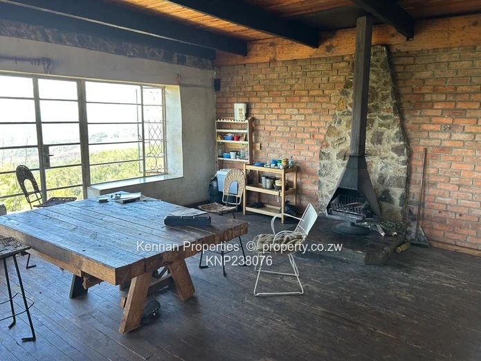 Quaint Stone Cottage In Nyanga