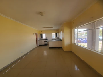 4 Bedroom Flat & Apartment