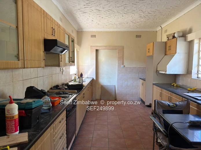 Charming & Secure 4-Bedroom Family Home in Bluffhill