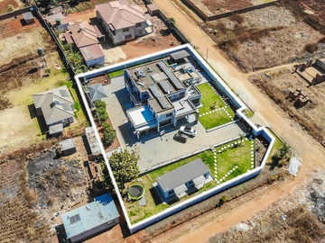 5 Bedroom House