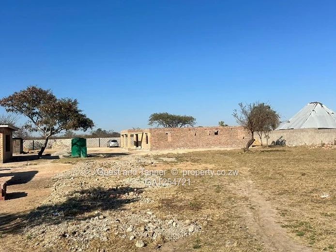 Townhouse Stand For Sale in Mqabuko Heights