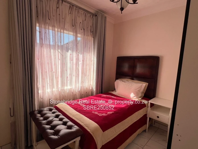 3 Bedroomed Fully Furnished Cottage in Hillside For Rent