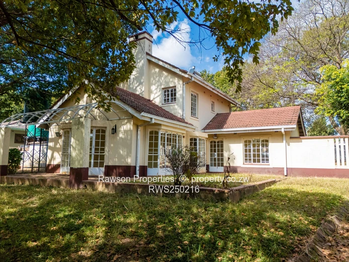 Mandara 4-Bed Garden Flat — Borehole & Fireplace