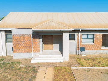 3 Bedroom Garden Flat