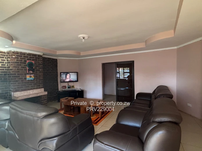 Chinhoyi Property For Rent!!!