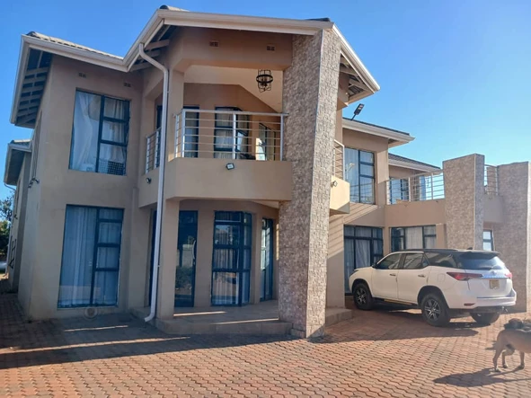 7 Bedroom House