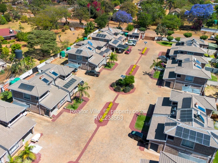 Morden 3 bed duplex flat to let