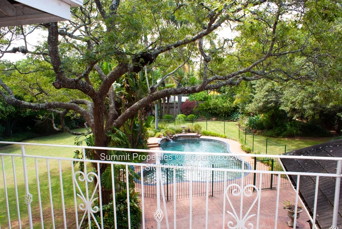 Luxury 6-Bedroom Residence – Ridgeway North