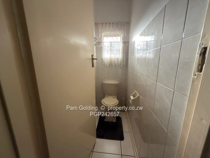 Suburbs townhouse for sale