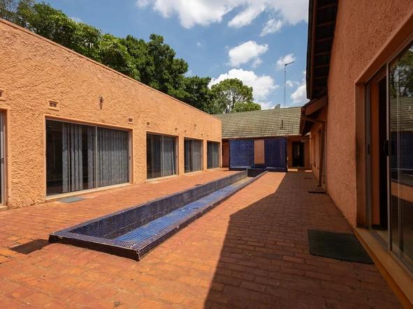 Shop & Retail Property