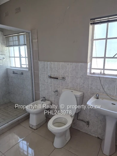 Furnished 4-Bed in stortford — 9000m² Garden & Borehole
