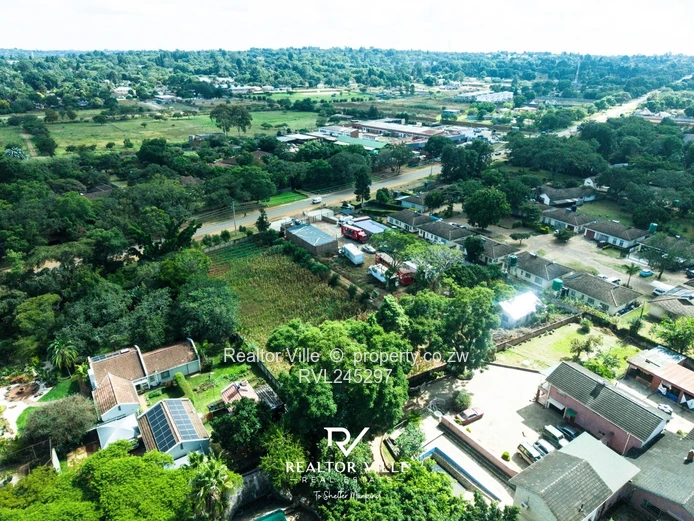 Prime Greendale 6000m² — Main Road Frontage, Sewered & Subdividable