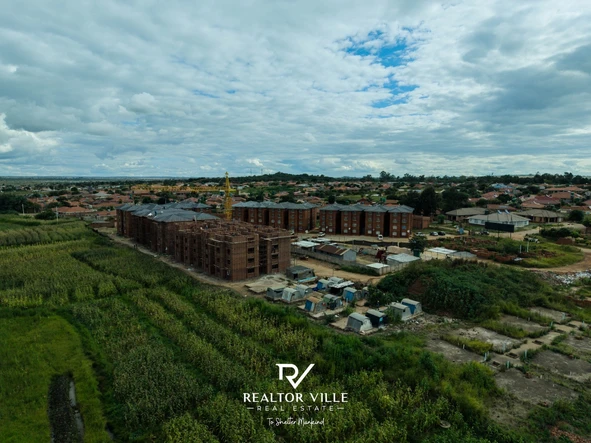 2 Bedroom Flat & Apartment