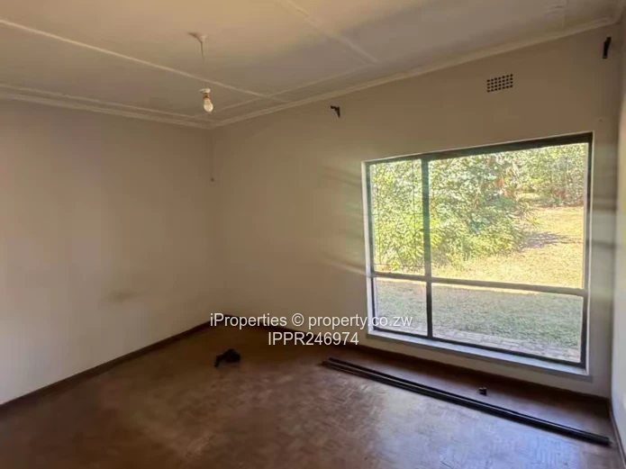 3-Bed House to Rent - Marlborough,