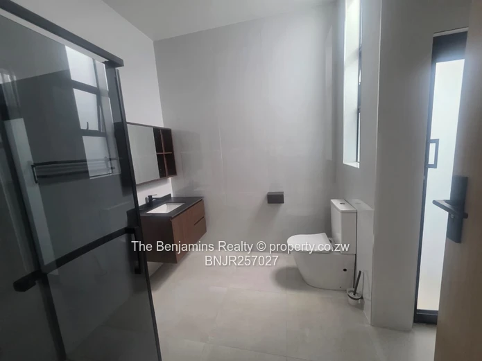 Brand New! Townhouse In Kensington