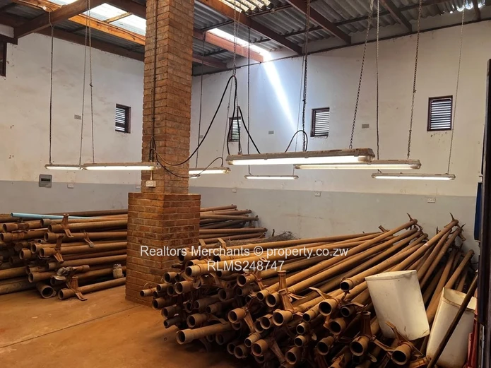 Glenforest Warehouse To Rent