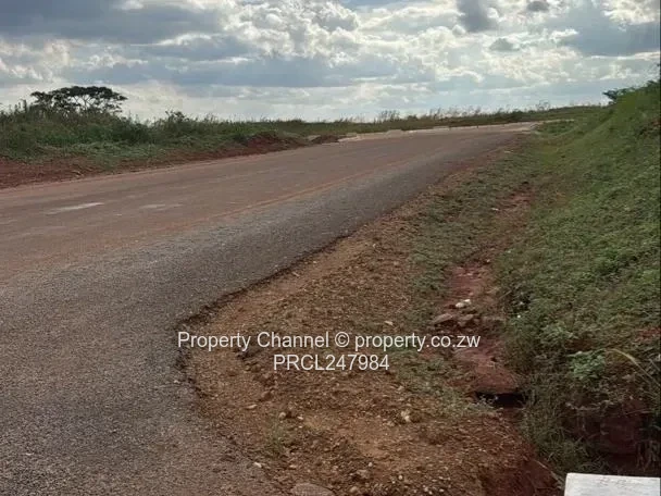 300 sqm Stand in Donottar, Manyame Park 