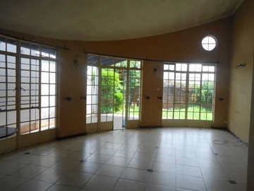 3 Bedroom Garden Flat
