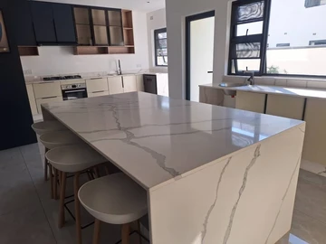 8 Unit Townhouse Complex