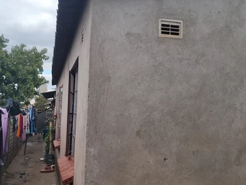 9 Bedroom House