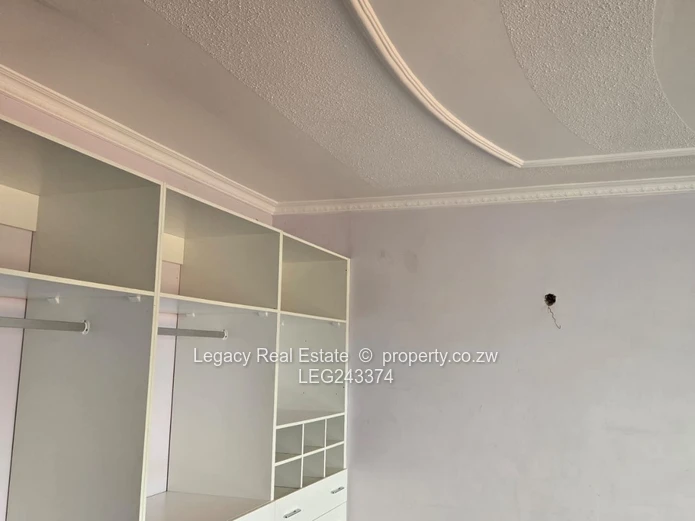 Riverside Park Rental With Sun Lounge & Garden