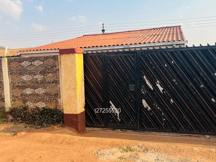 Spacious 5 Bedroom House for sale