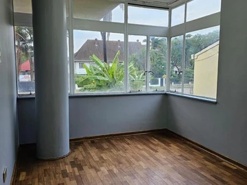 Flat & Apartment