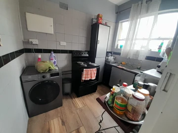 Flat & Apartment