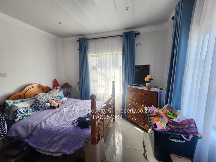 Cozy 2 Bedroom Townhouse for sale in Burnside!