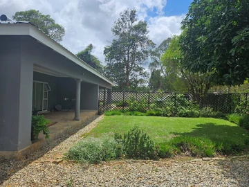 5 Unit Townhouse Complex