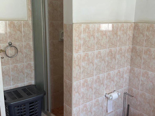 3 Bedroom Flat & Apartment