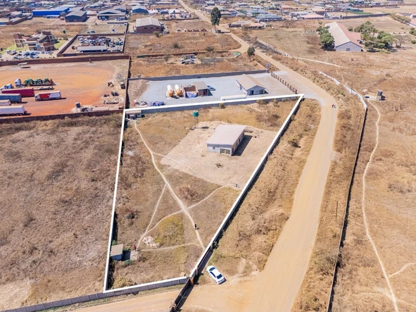 Commercial & Industrial Land