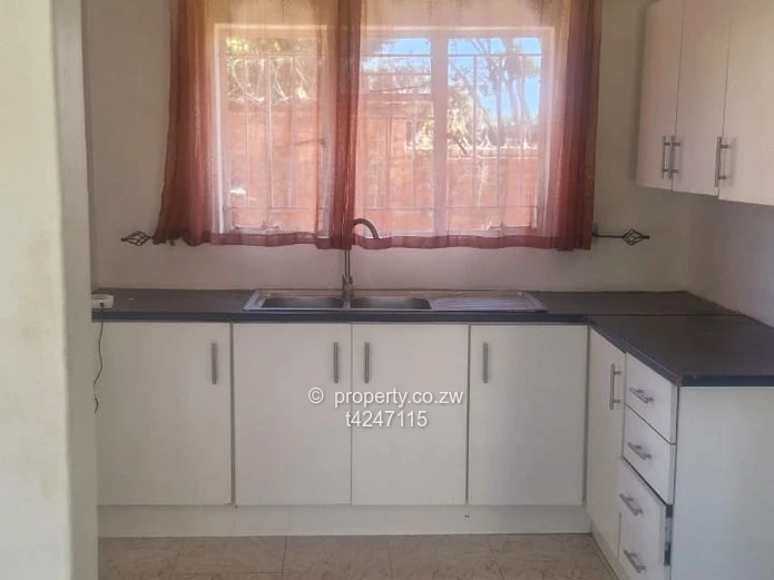 Greendale 3 bedroomed cottage for Rent 