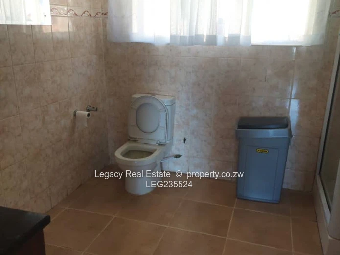 Own a Hilltop Estate! 3.12ha with Panoramic Views & Cottage