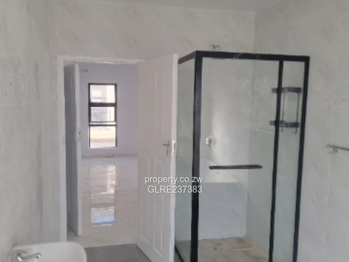 MT PLEASANT Neat n spacious 3beds CLUSTER 