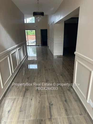 Cluster Unit for rent in Waterfalls