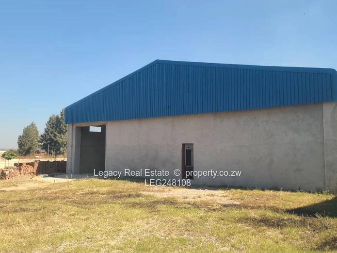 Commercial Warehouse With High Roof Clearance For Sale