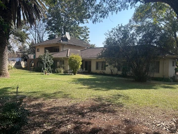 7 Bedroom House