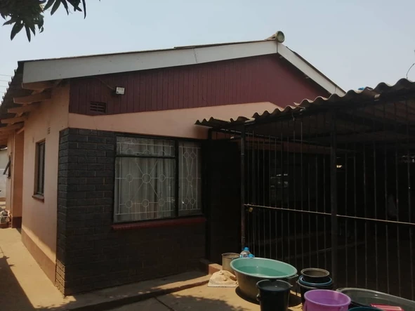 5 Bedroom House
