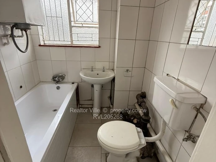 Bedsitter For Rent in Avenues