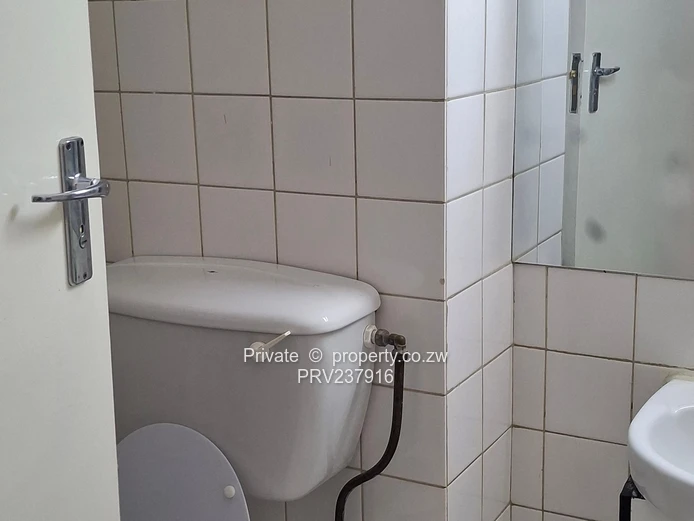 1 Bed Fully Furnished 