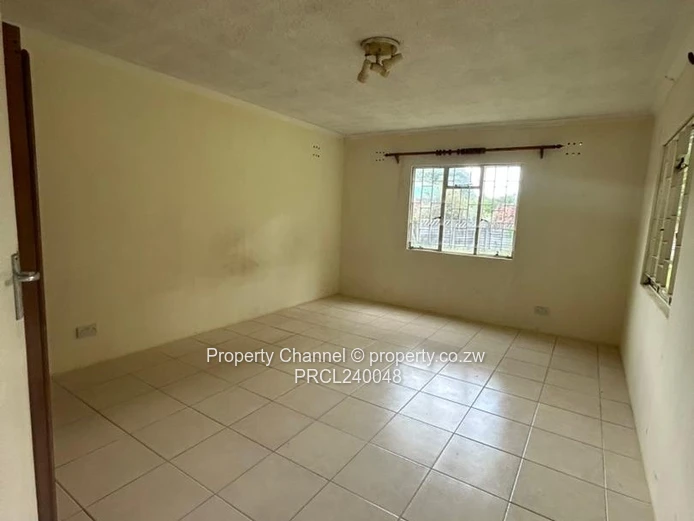 2-Bed Home in Prospect with Large Yard & Borehole