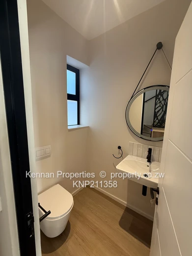 Secure Duplex flat in great location 