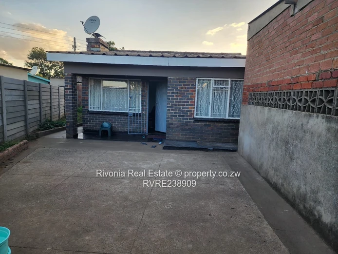 4-Bed Glenview 8 Home — Walled, Verandah, ZESA & Water