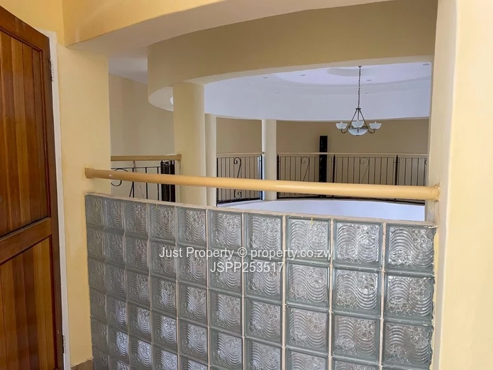 Grand 6-Bedroom Home on 4452 m², Borrowdale Brooke (Sole Mandate)