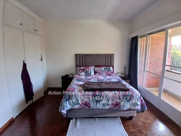 Neat 2 Bed Garden Flat In Avondale! 