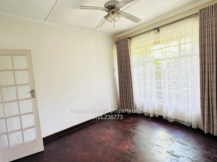 Borrowdale Apartment For Sale 