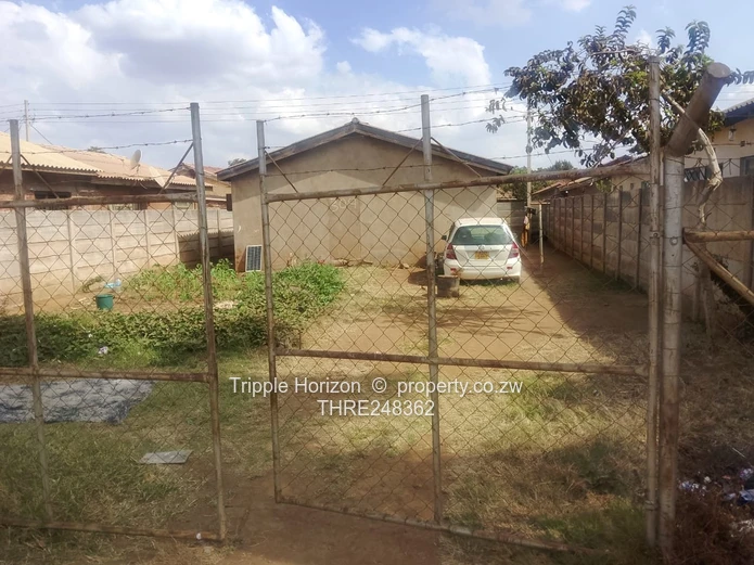 Dzivarasekwa 2-Bed Core house with Walled Yard, Parking & Main Road Frontage